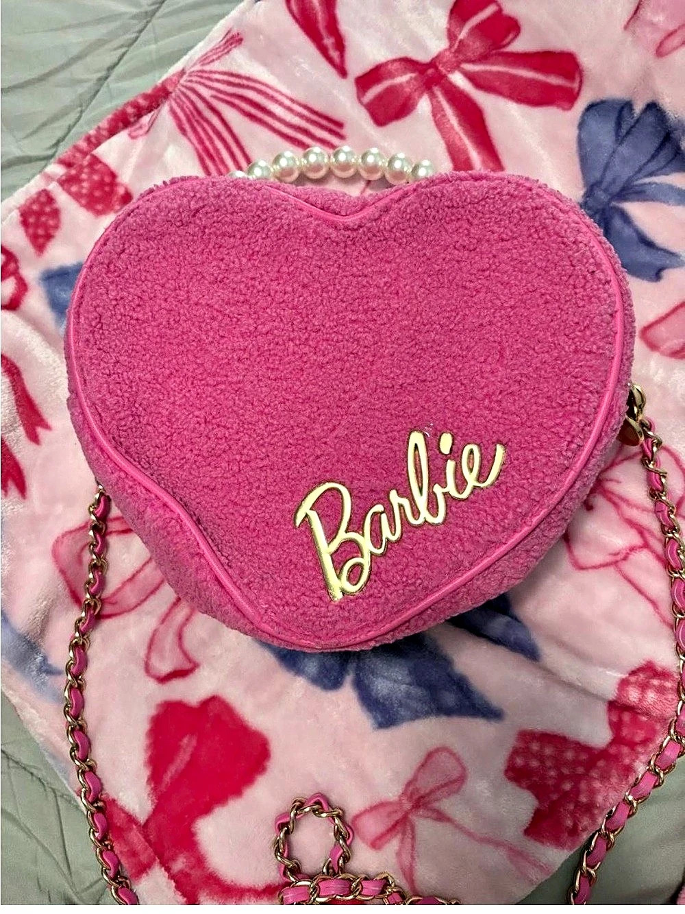 Barbie Heart Shoulder Bag in Pink Like New